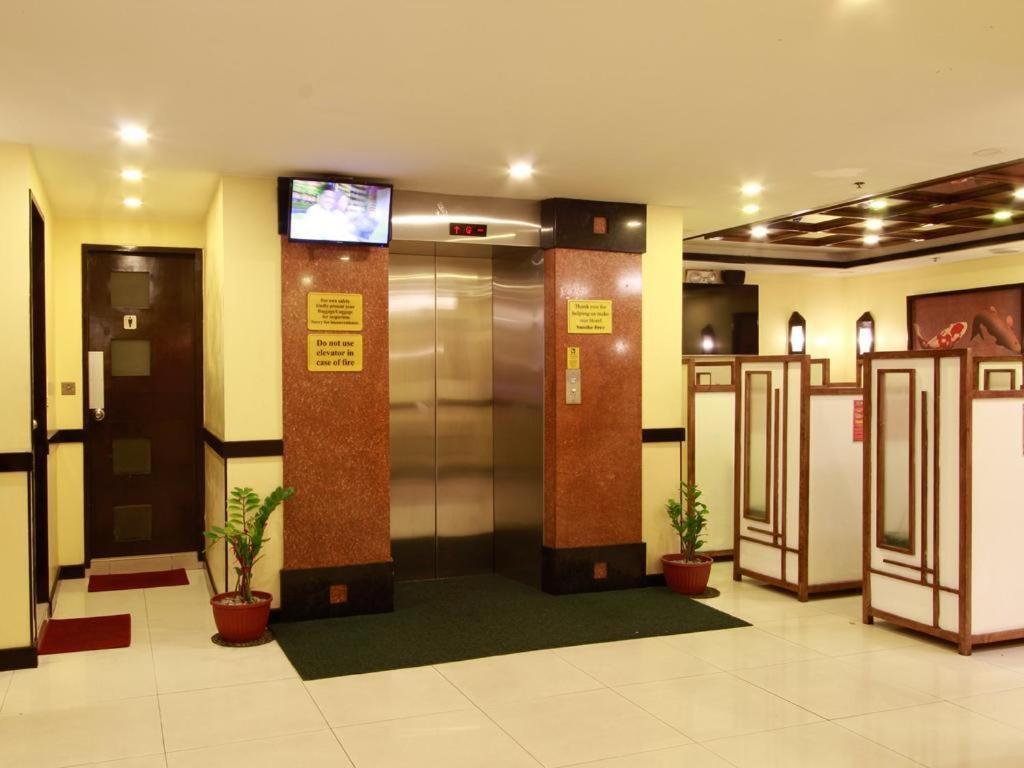 מנילה Hotel Sogo Avenida מראה חיצוני תמונה
