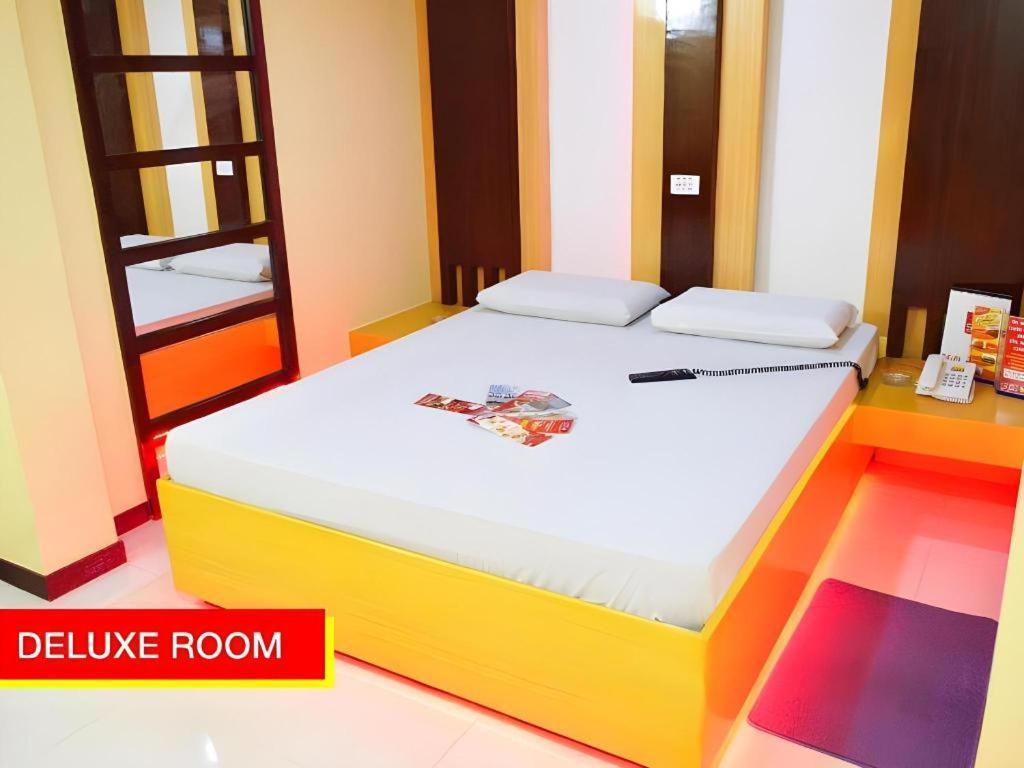 מנילה Hotel Sogo Avenida מראה חיצוני תמונה