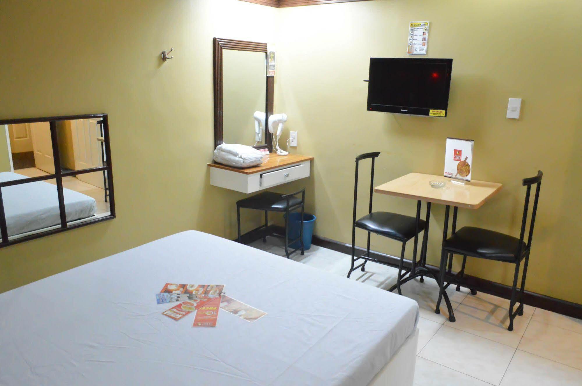 מנילה Hotel Sogo Avenida מראה חיצוני תמונה